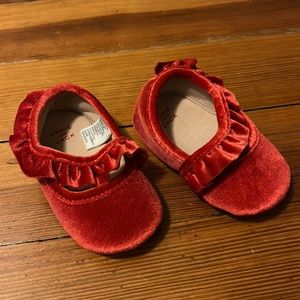 Janie and Jack red velvet ruffle ballet flats/crib shoes -sz 12-18 mo